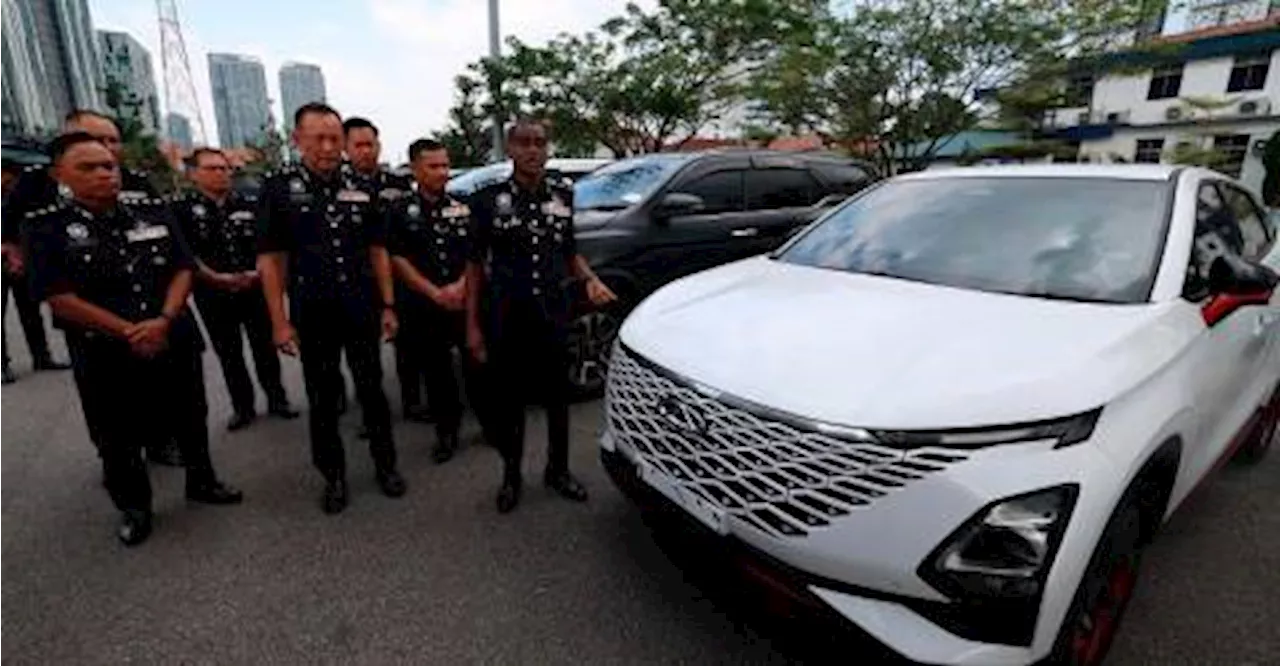 Johor cops bust three luxury vehicle theft syndicates