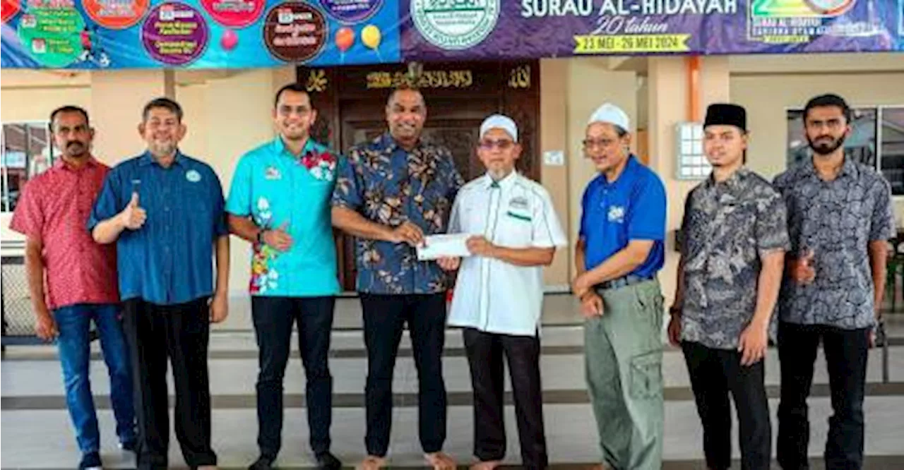 Ramanan donates over RM450,000 of MP salary to houses of worship in Sungai Buloh