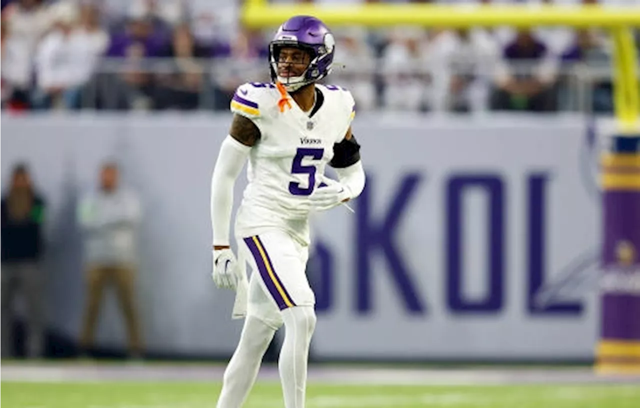 Report: Vikings CB Blackmon tears ACL in opening practice of training camp