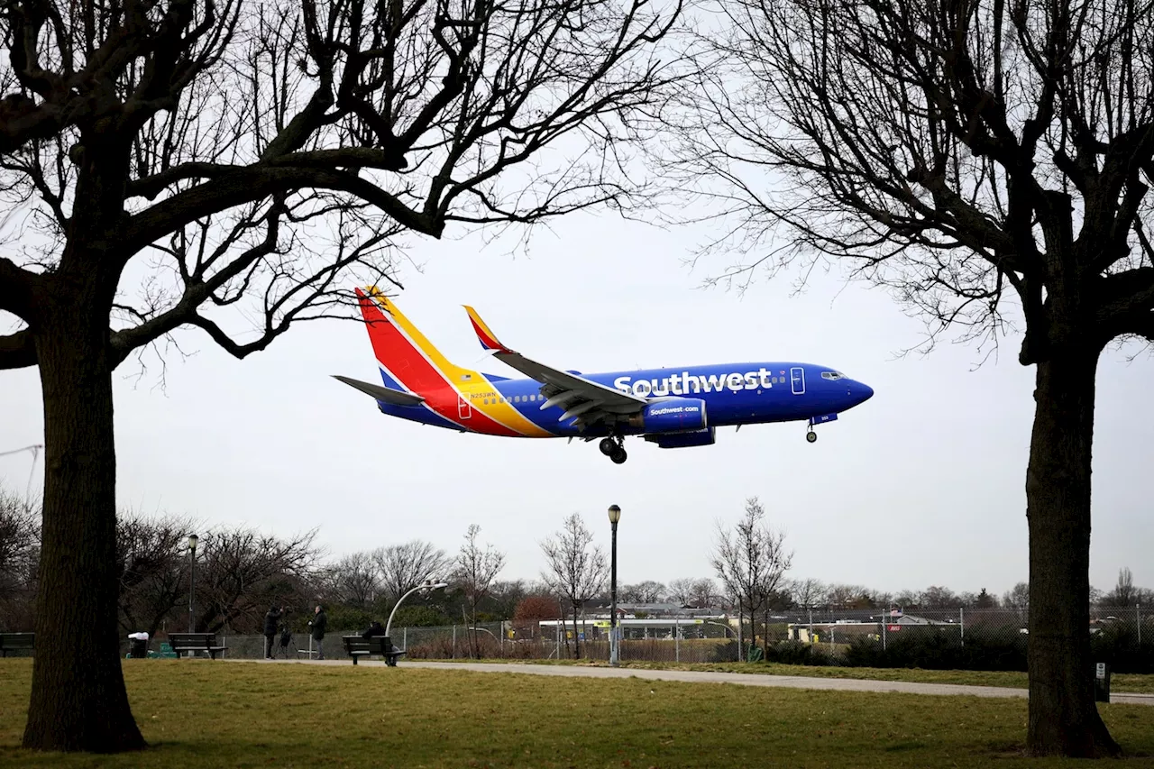 Southwest Airlines to shift to assigned seats, offer red-eye flights