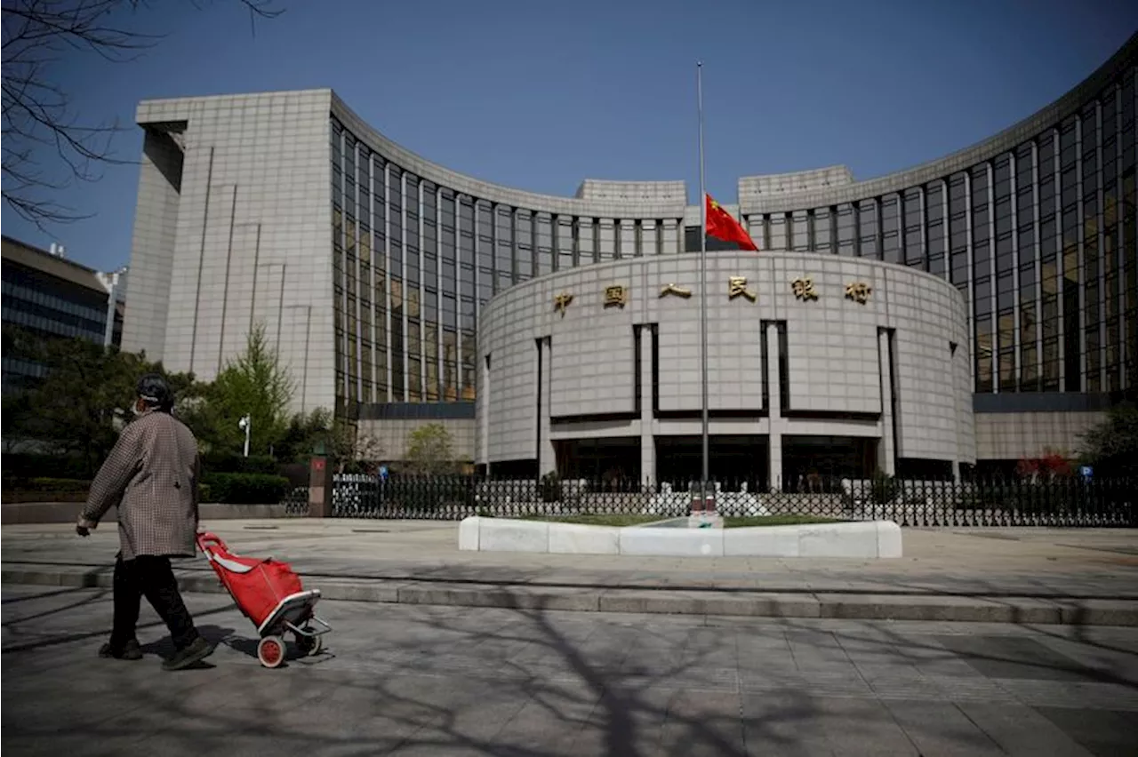 China central bank surprises by lending again at lower rates