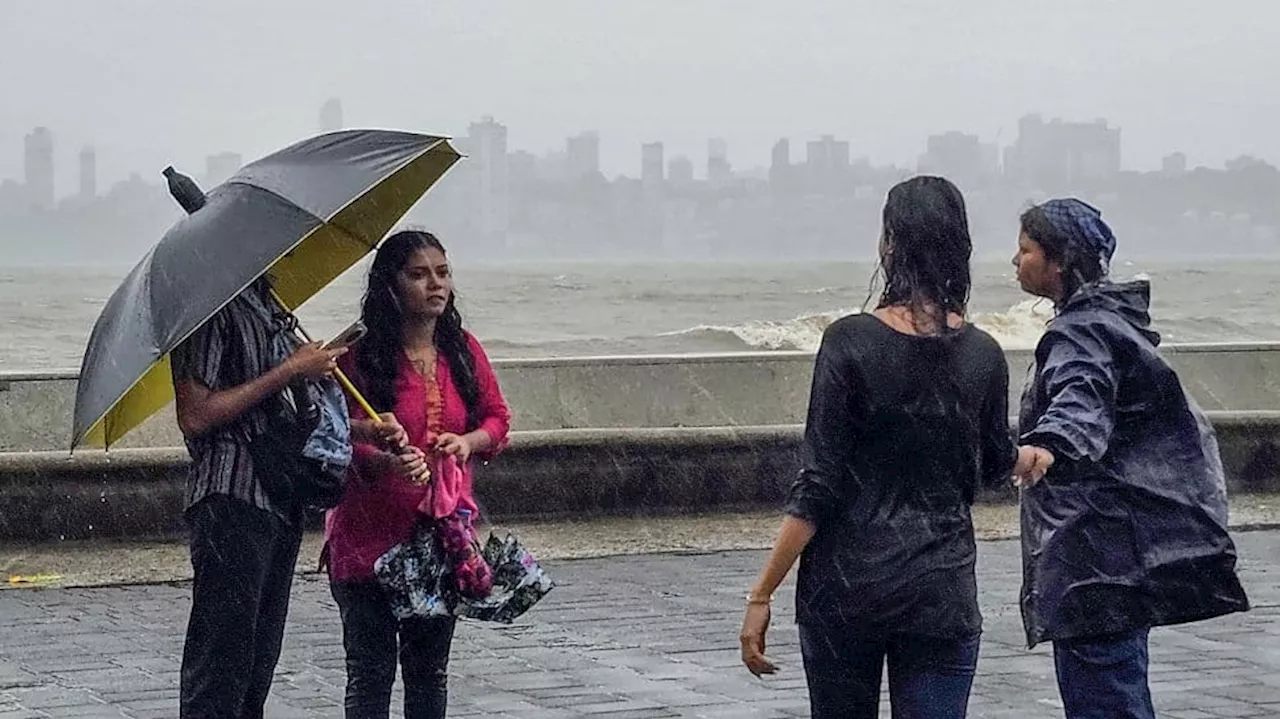 Maharashtra Rain LIVE Updates: Heavy Downpour Disrupts Flights Indigo Issues Advisory For Mumbai