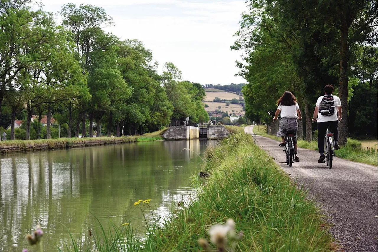 Côte d'Or : découvrez la Véloroute du canal de Bourgogne