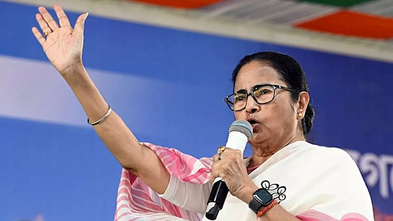 Mamata Banerjee: ‘मैं विदेश नीति जानती हूं’, बांग्लादेशी शरणार्थियों वाले बयान पर घिरने के बाद ममता का पलटवार