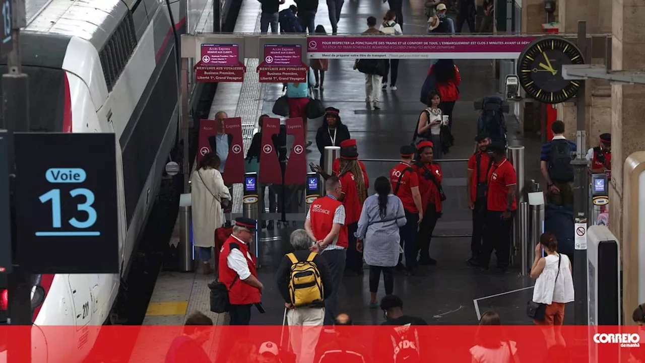 Cerca de 800 mil passageiros afetados devido a sabotagem às linhas do TGV em França