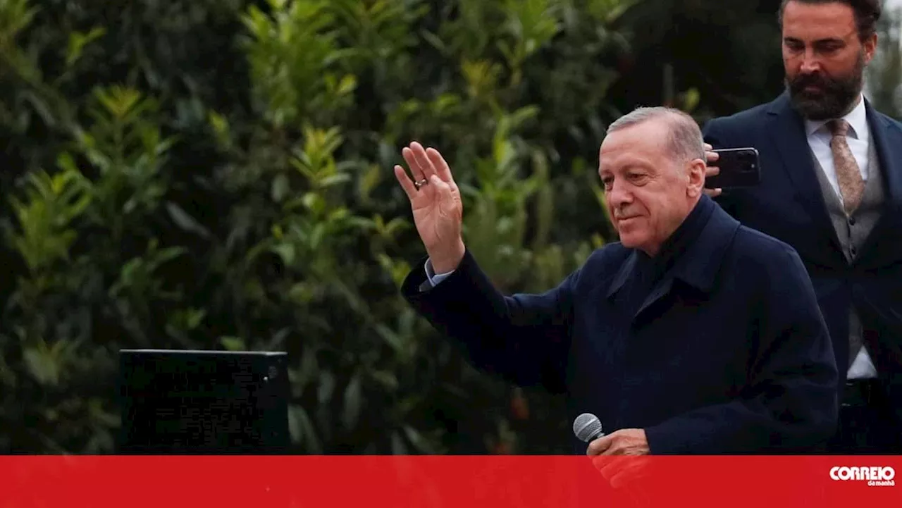 Erdogan acusa Congresso dos EUA de 'coroar Hitler da nossa era' numa referência a Benjamin Netanyahu