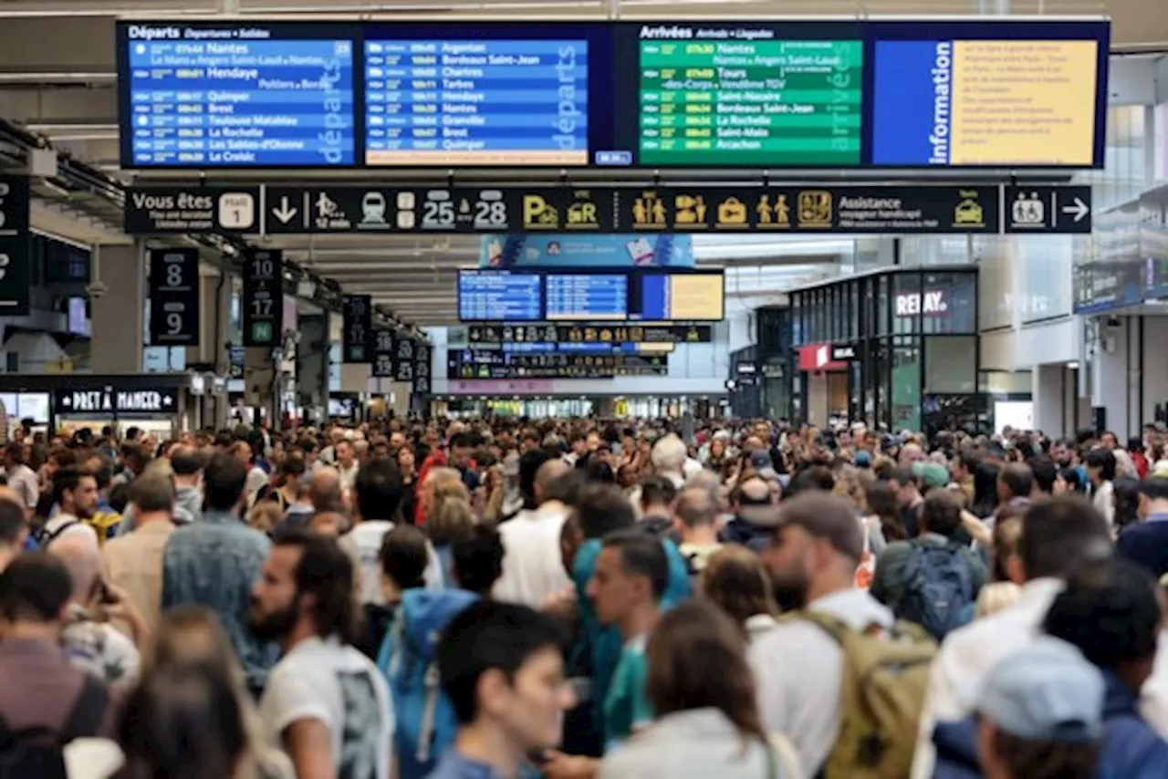 “Het is een stukje Frankrijk dat ze aanvallen”: gecoördineerde sabotage TGV-verbinding naar Parijs stuurt eers