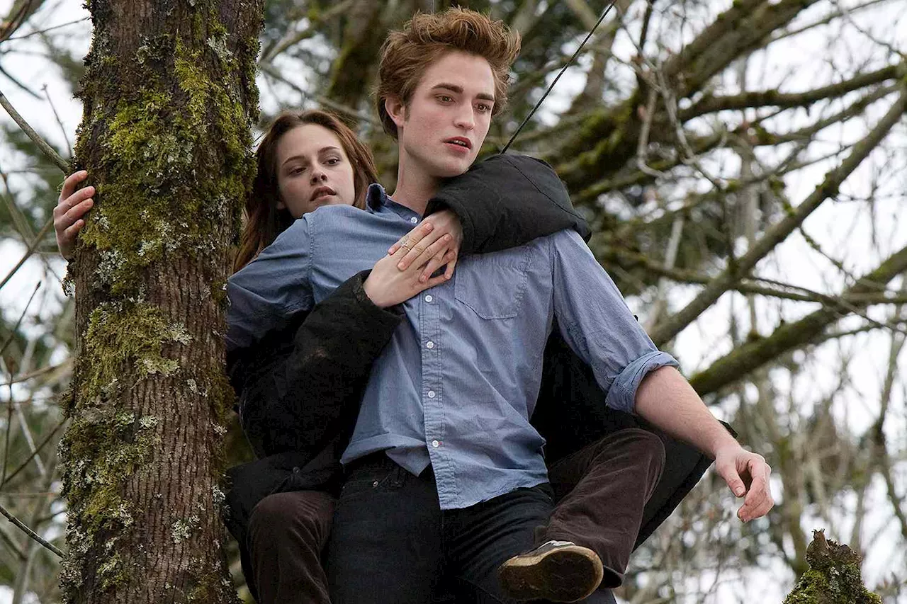 Yes, Robert Pattinson really chose his infamous 'spider-monkey' line in Twilight