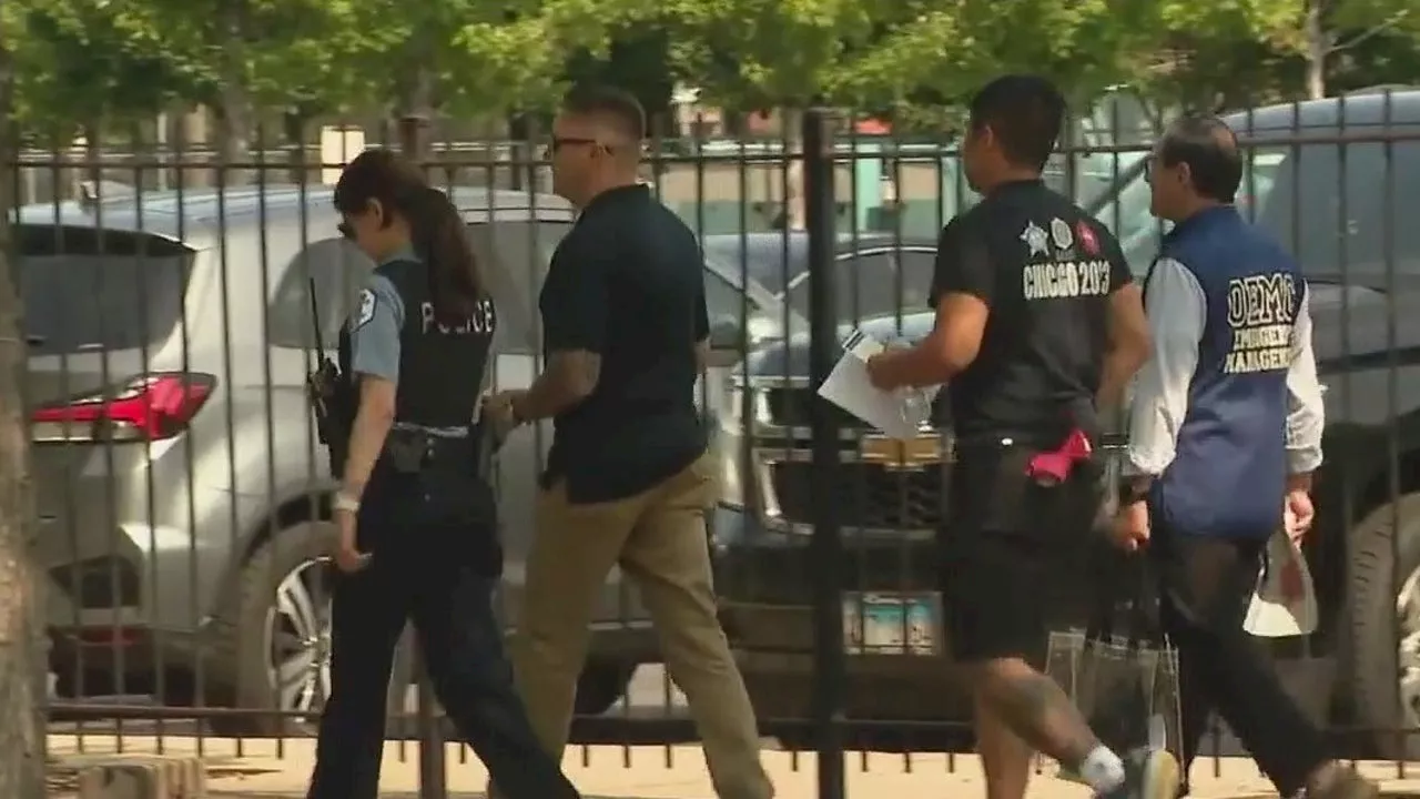 Secret Service, Chicago police canvas neighborhoods ahead of DNC