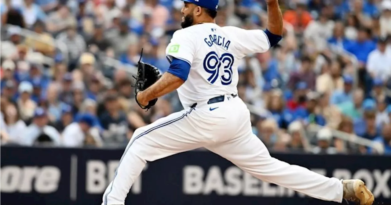 Blue Jays trade reliever Yimi Garcia to Mariners