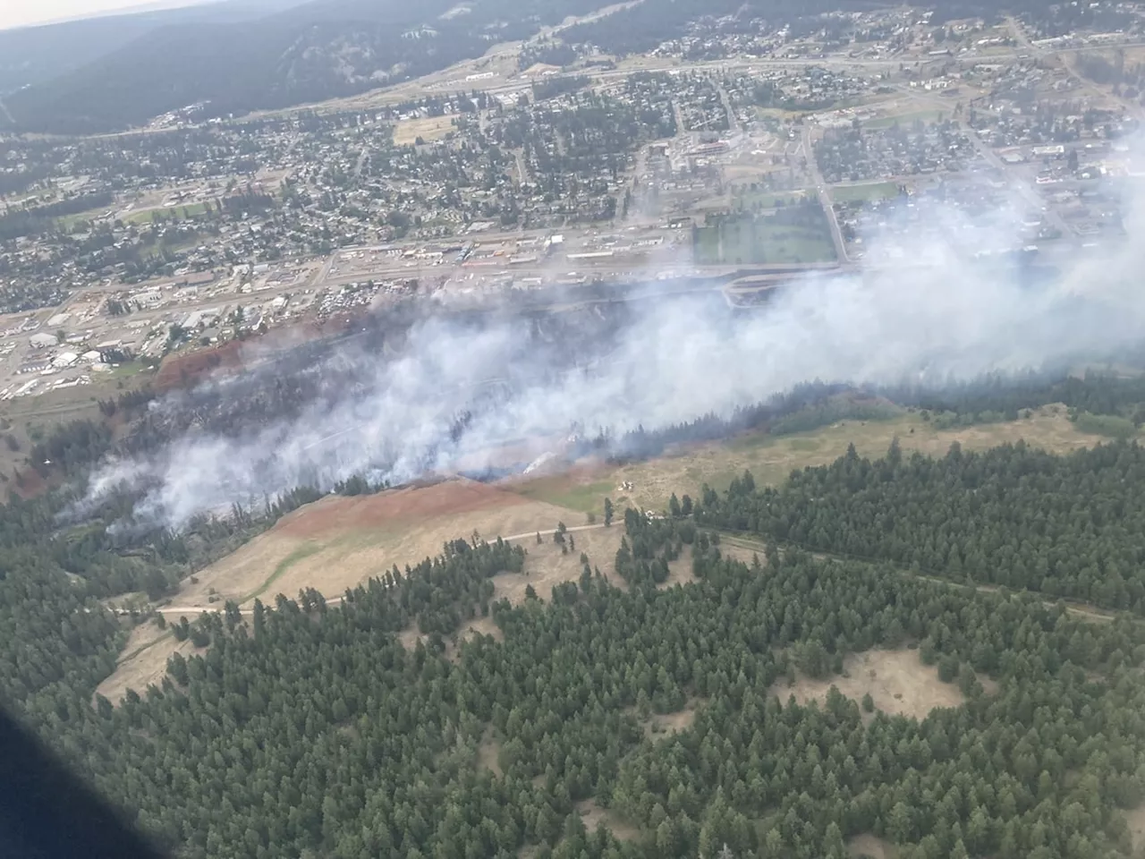 B.C. crews wary of winds fanned by cold front boosting wildfires