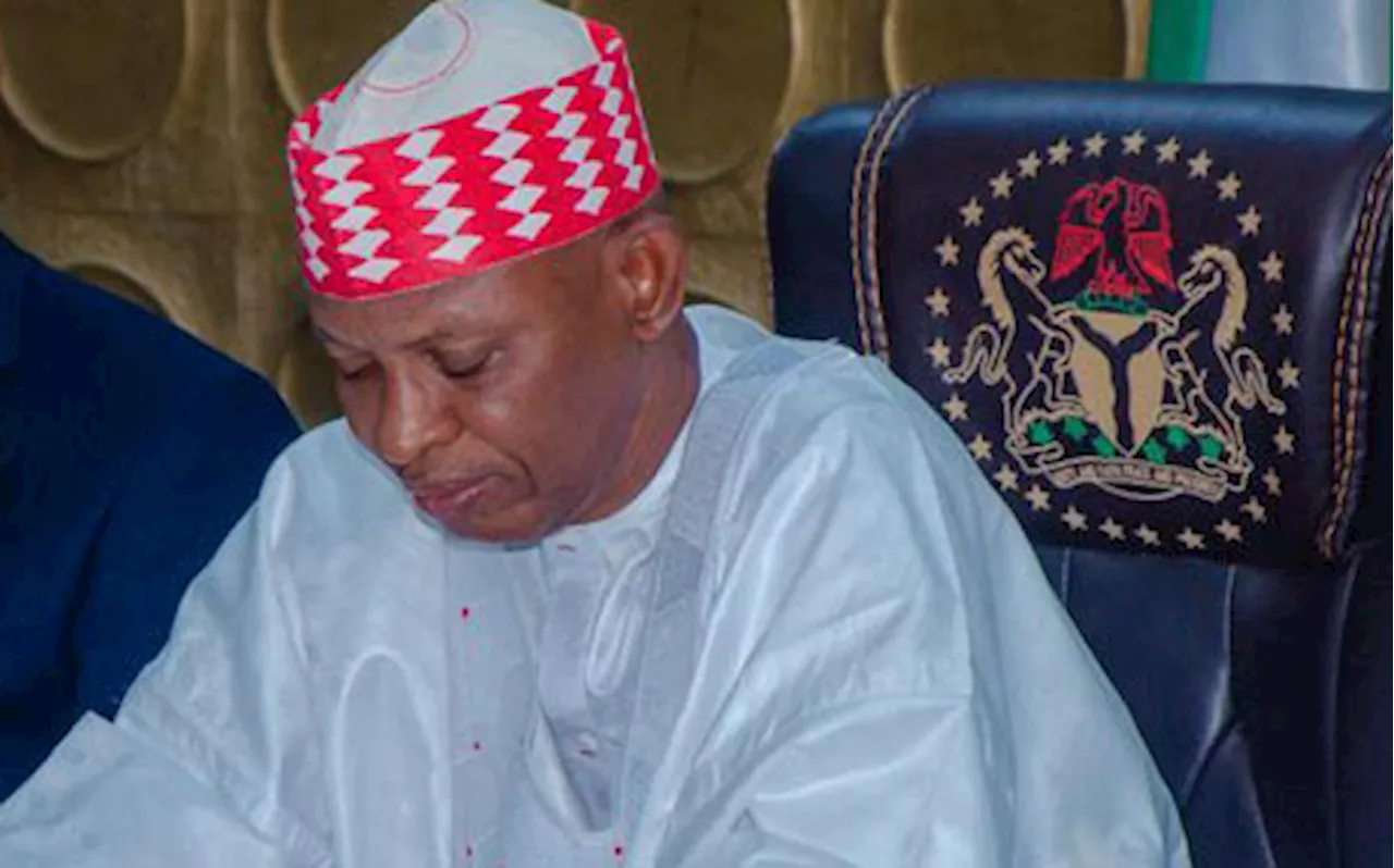 Outrage as 4.5 million Kano pupils receive lessons sitting on bare floor