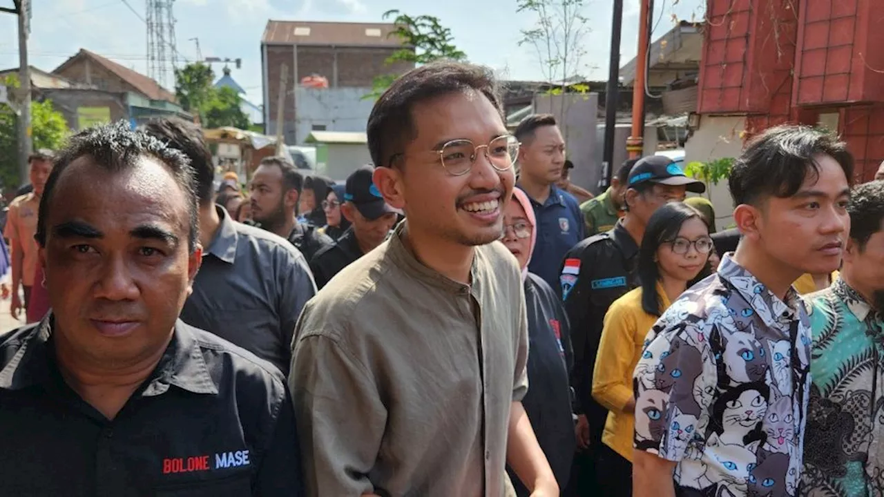 Blusukan Bareng di Surakarta, Gusti Bhre Dikenalkan Gibran kepada Warga