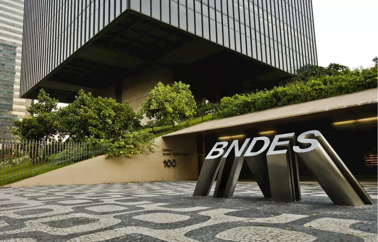 Inscrições para concurso do BNDES, com salário inicial de até R$ 20.900, começam nesta sexta-feira