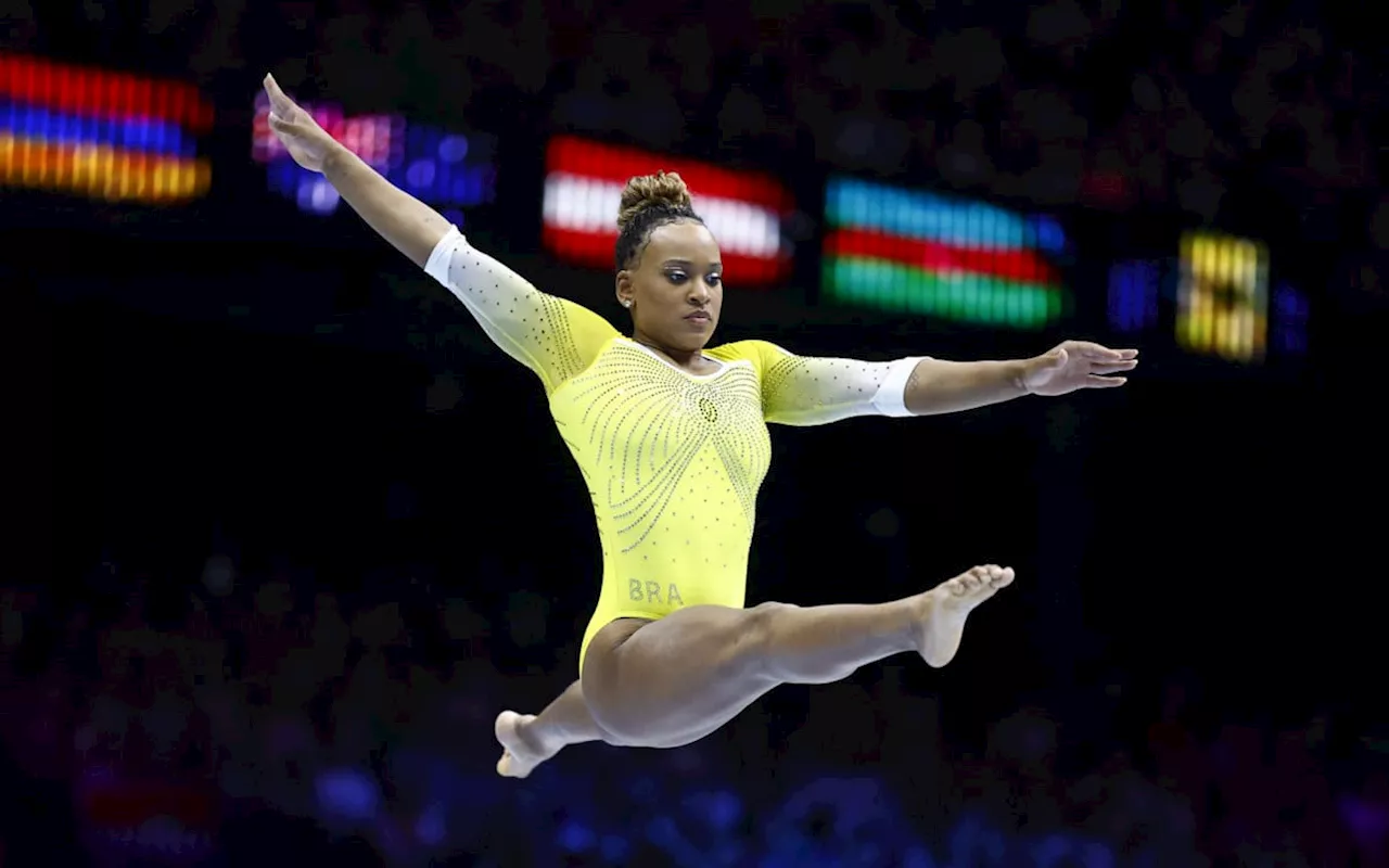 Rebeca Andrade e Simone Biles inscrevem movimentos inéditos e aumentam rivalidade em Paris