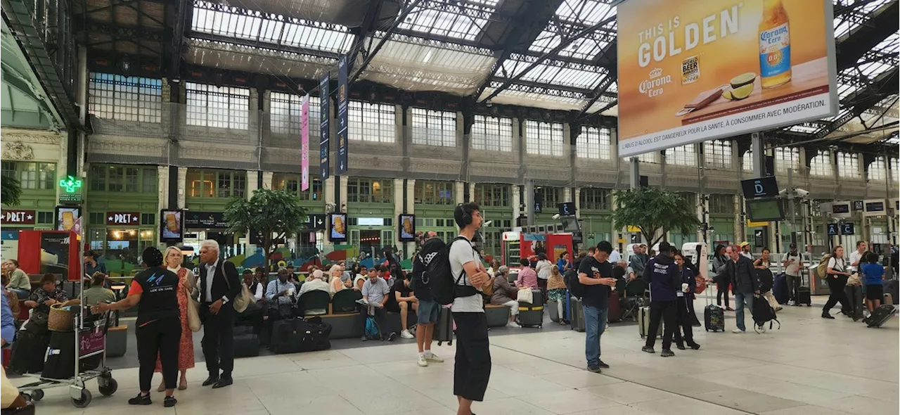 Após ataques a linhas de trem na França, estações em Paris começam a retomar movimento normal