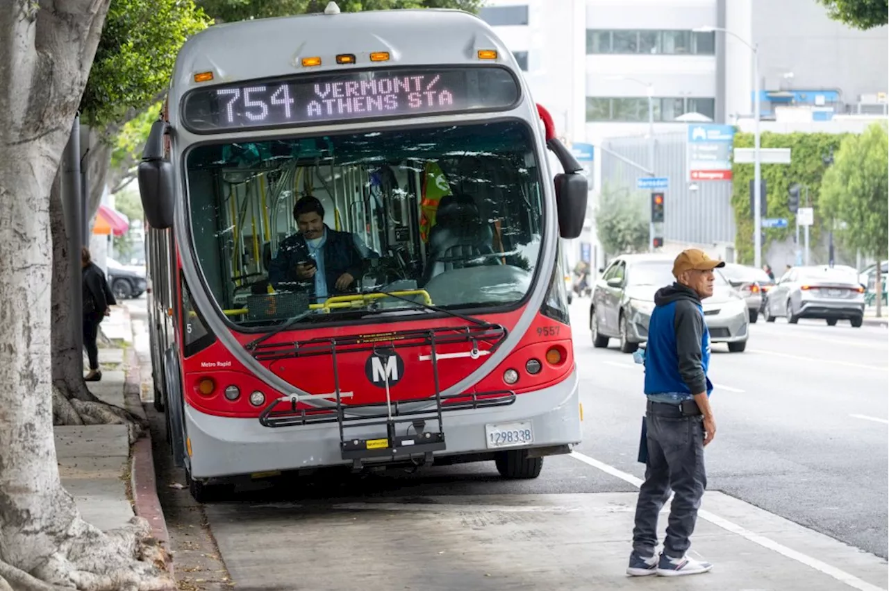 $200 million federal grant in the works to use public buses at 2028 Olympics