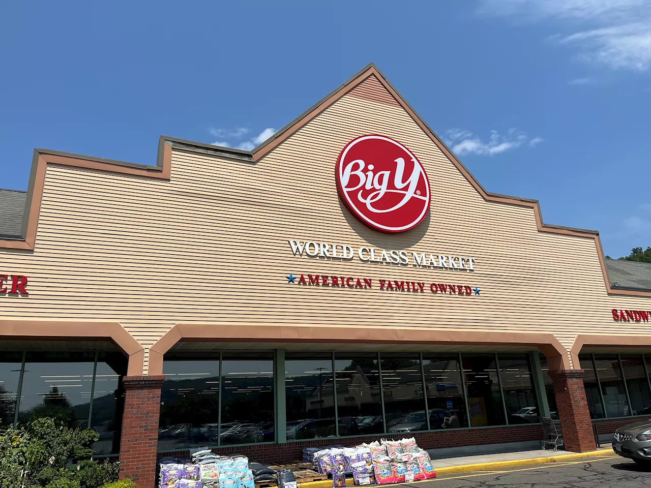 Big Y, Stop & Shop temporarily closes delis after Boar's Head recall