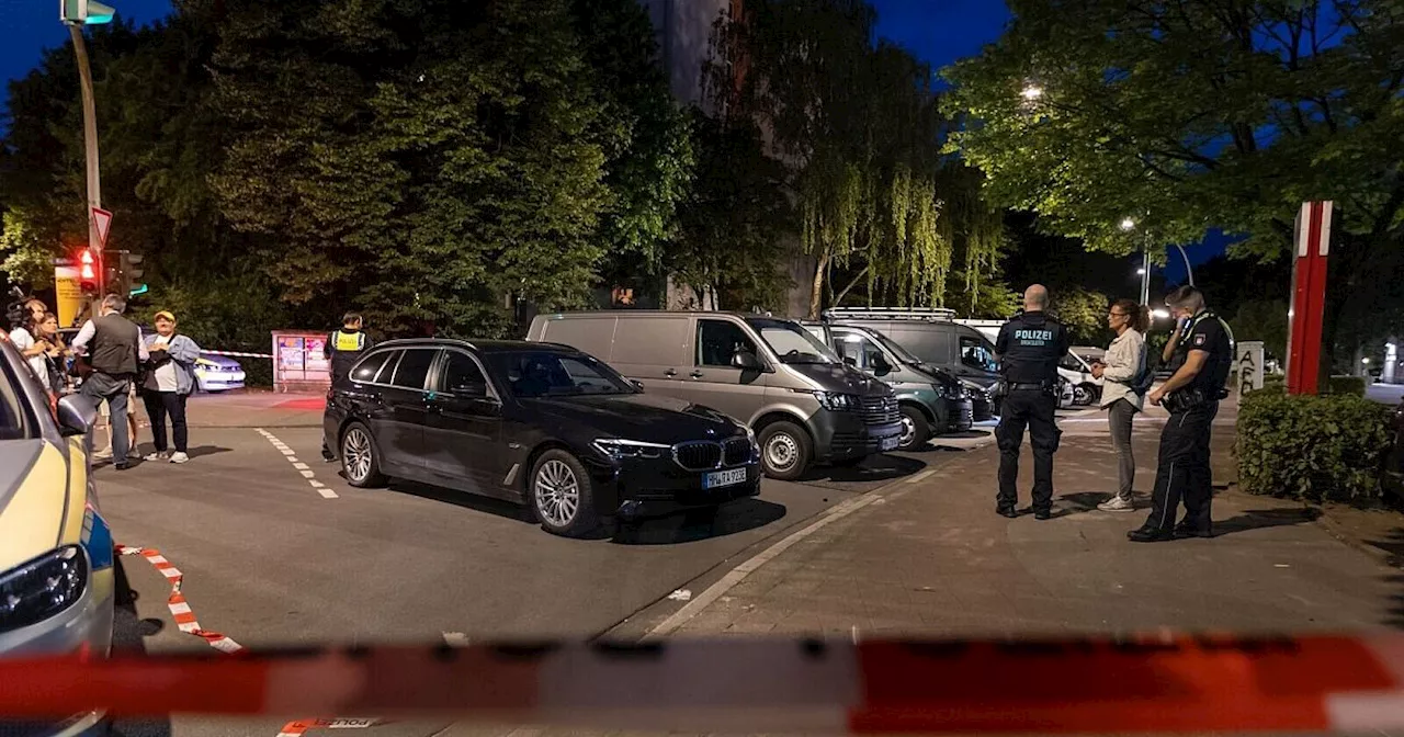 Mann hält Mutter und Bruder in Wohnung fest -Großeinsatz