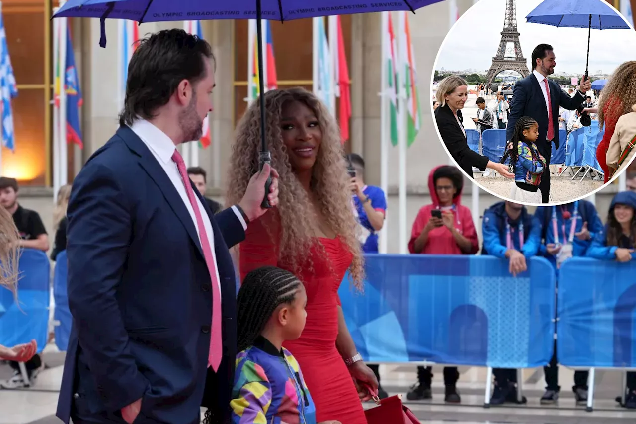 Serena Williams' millionaire husband gets confused for 'umbrella holder' at Olympic opening ceremony