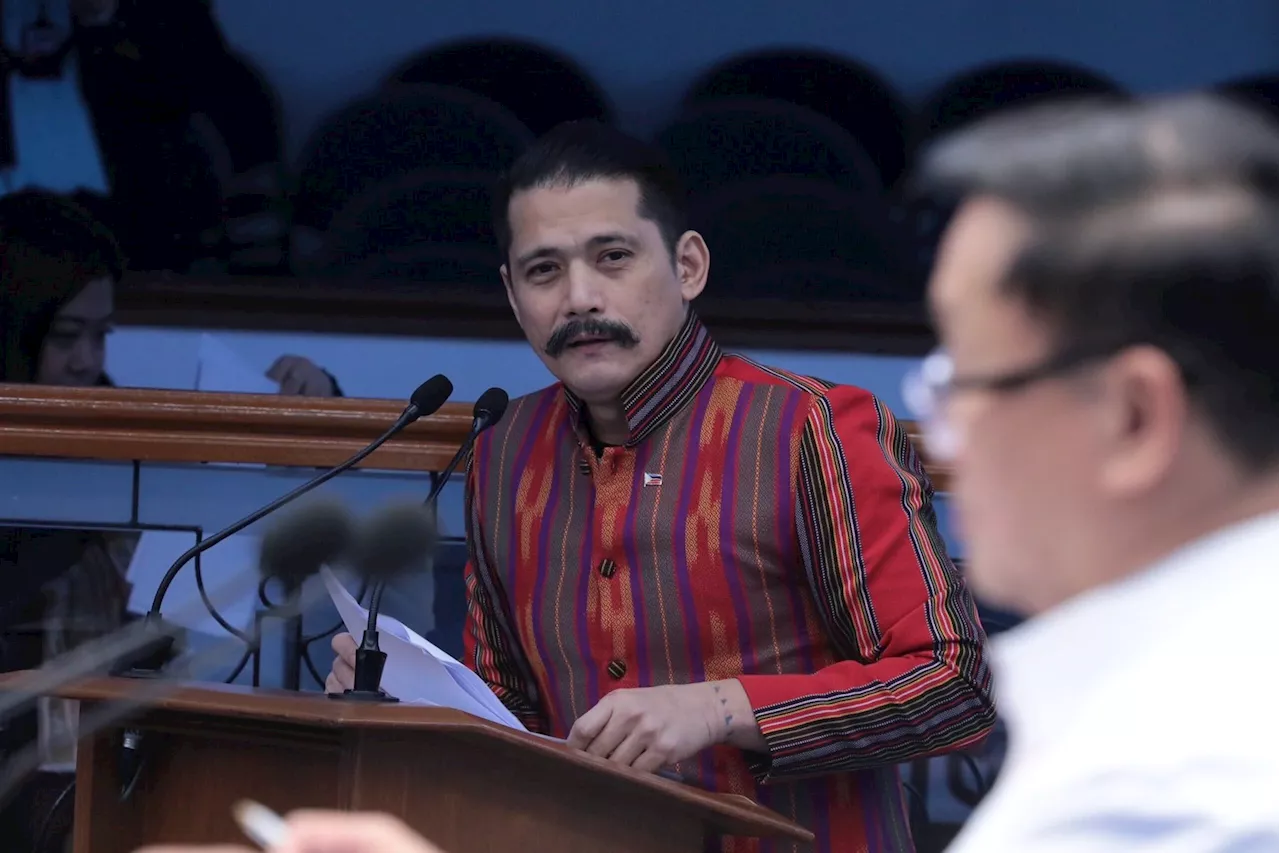 Is Robin Padilla in a rush to kick out Tolentino from PDP?