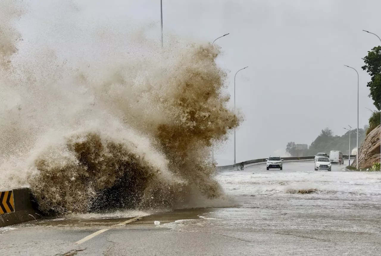 Typhoon Gaemi lashes southeast China after pounding Taiwan, flooding Philippines