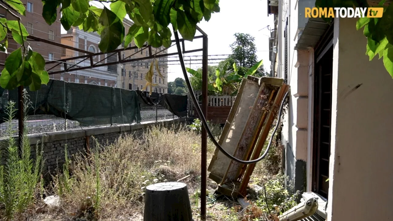 Degrado, spaccio e microcriminalità: dentro le palazzine sgomberate al Mandrione