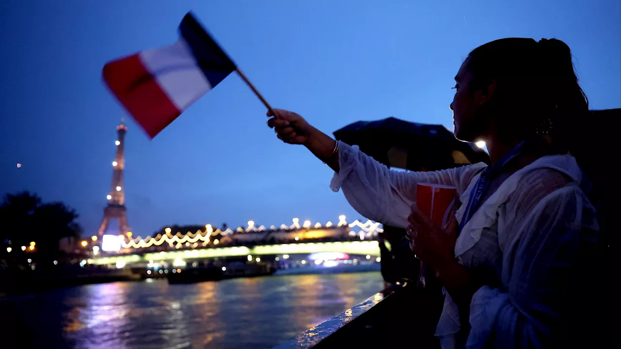 La lluvia estropea la fiesta olímpica ideada por los parisinos