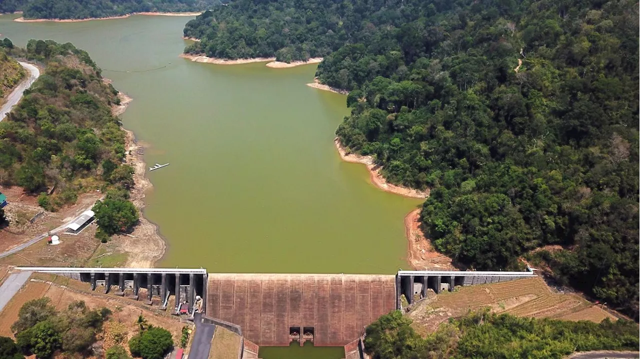 Muda Dam water level plummets amidst drought