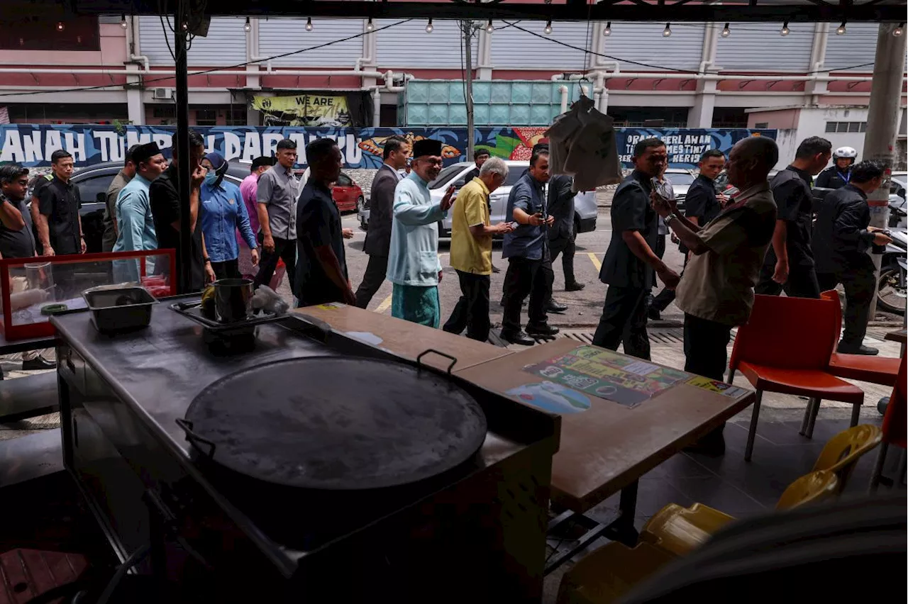 Priority must given to Datuk Keramat Market redevelopment, says Anwar