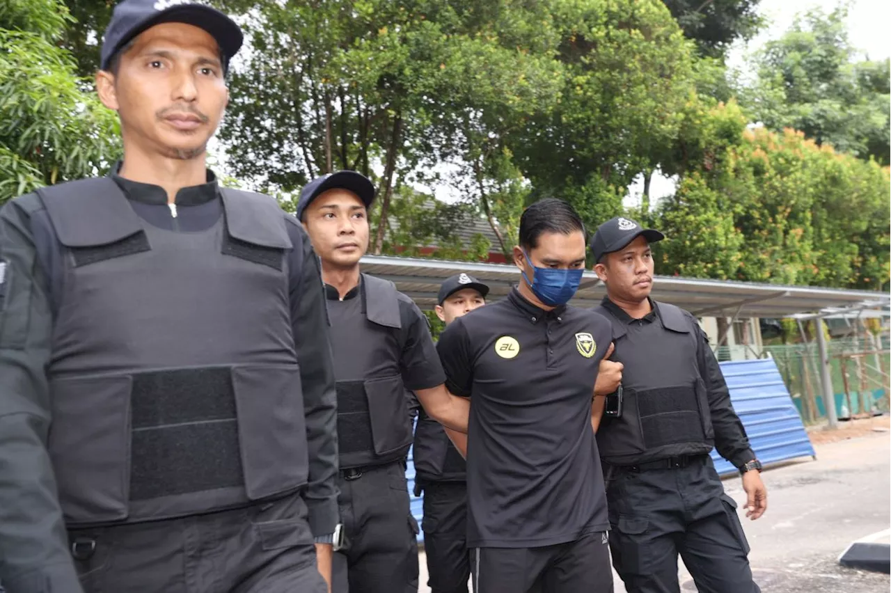 Suspect in Nur Farah Kartini’s murder case arrives at court