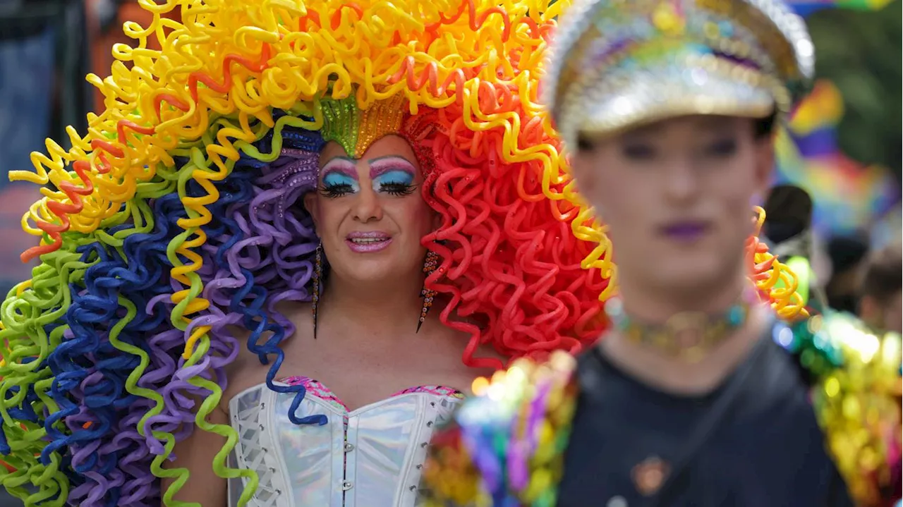 CSD Berlin 2024: Route, Sperrungen, Wagen, Party und Programm zum Christopher Street Day