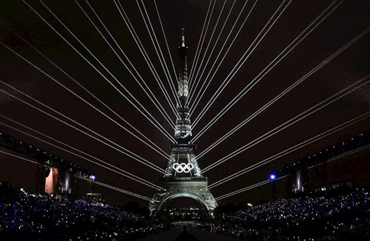 Paris redeem grey start to their opening ceremony with audacious, genius finale