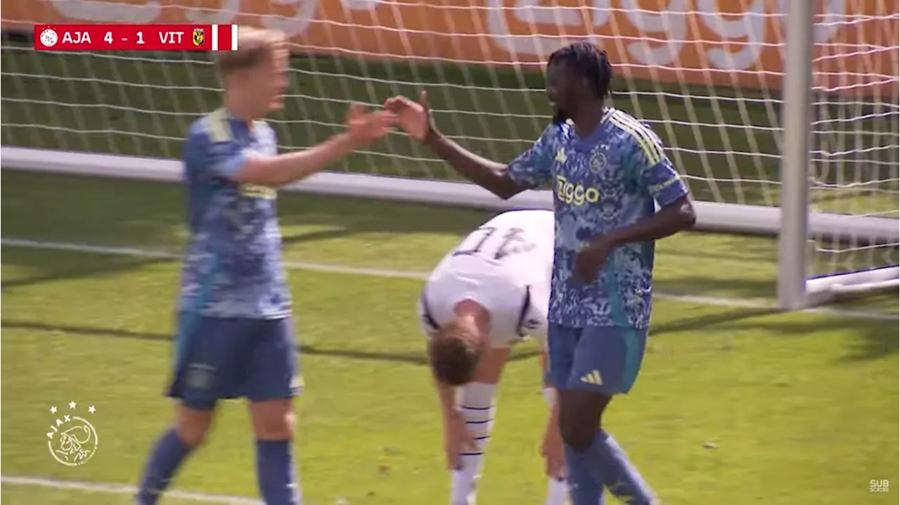 Traoré maakt in oefenwedstrijd eerste Ajax-goal na rentree