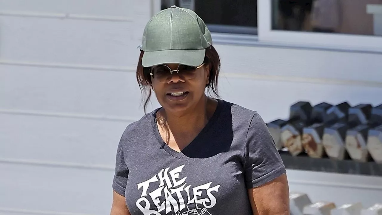 Oprah Winfrey spotted hitting the gym with Maria Shriver in Santa Barbara... after addressing THOSE...