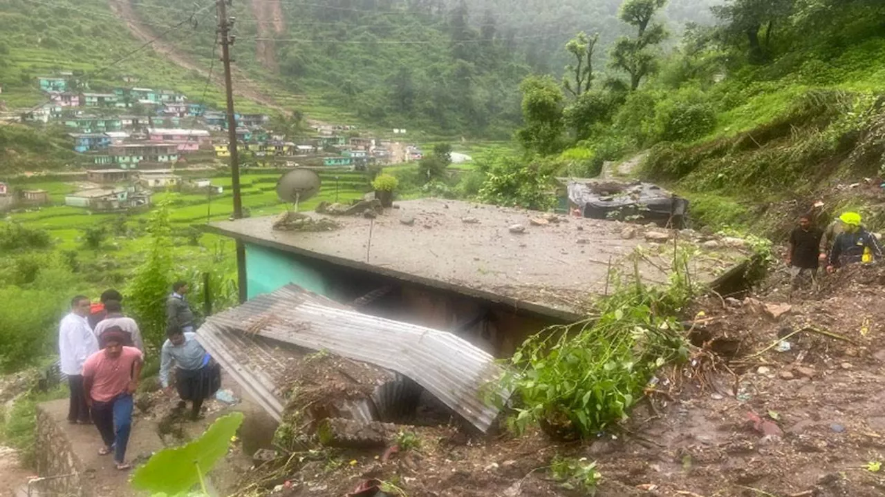 Uttarakhand Rains: भारी बारिश से बागेश्‍वर में चार मकान ढहे, सरयू-गोमती हुई विकराल, आज स्‍कूलों में अवकाश