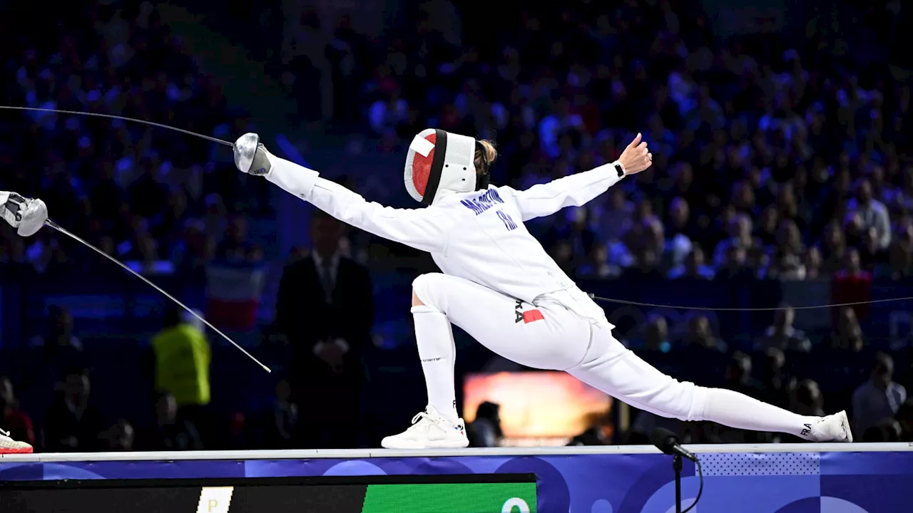 JO 2024: les secrets du ruban adhésif presque magique d'Auriane Mallo-Breton, en argent à l'épée