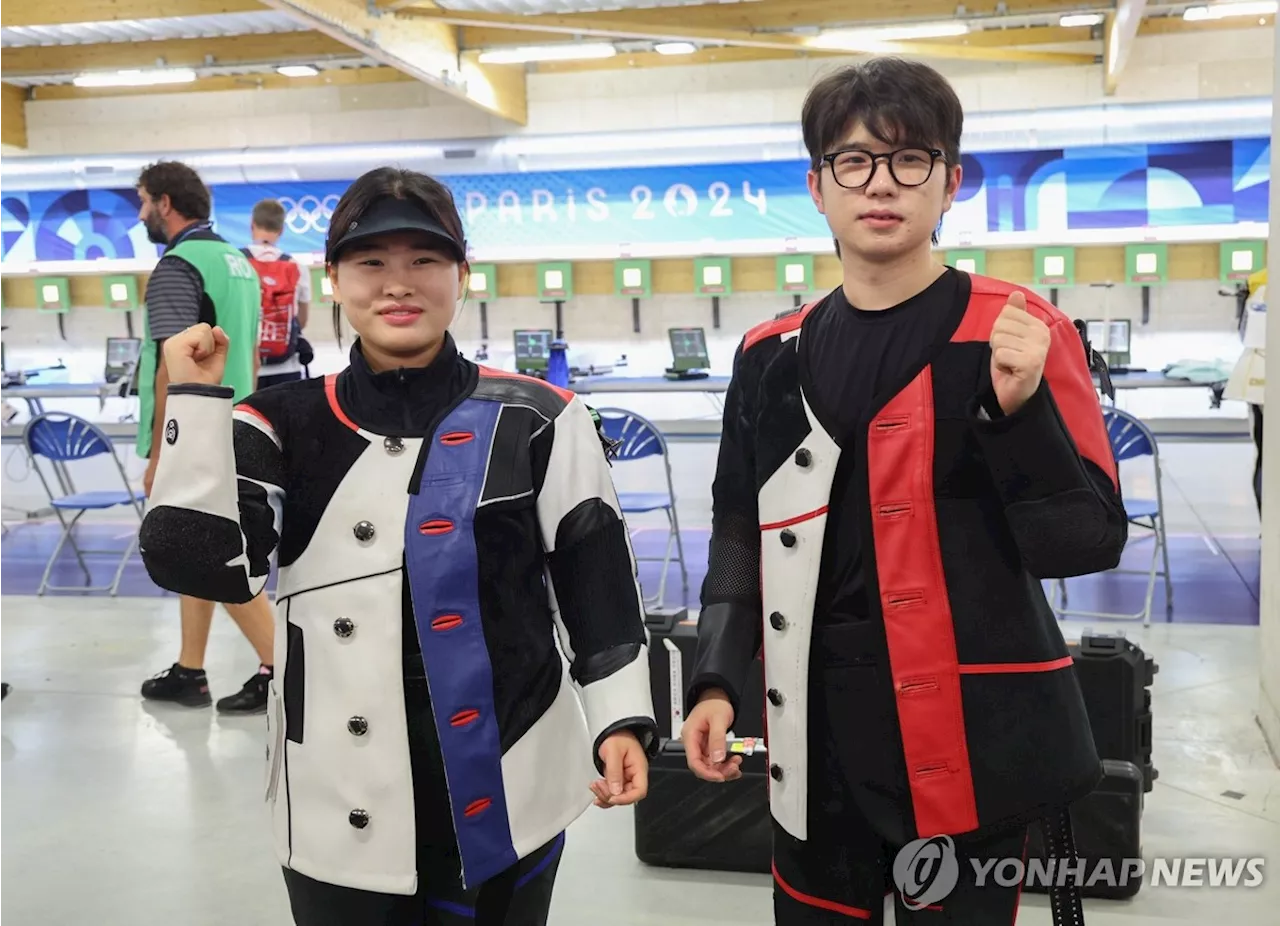 [올림픽] 박하준-금지현 공기소총 10ｍ 혼성 銀…한국에 대회 첫 메달(종합2보)