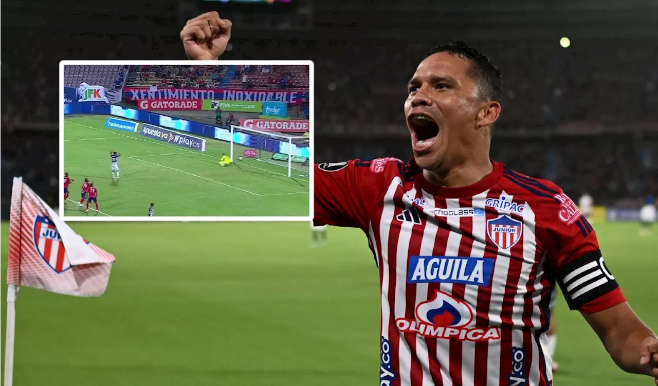 [VIDEO] Carlos Bacca botó insólito penal en el Junior Vs Medellín