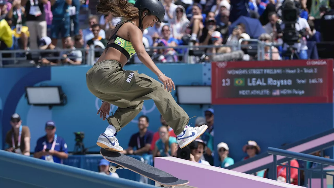 Brazil's Leal makes the street skateboarding finals despite a tough start to the Paris Olympics