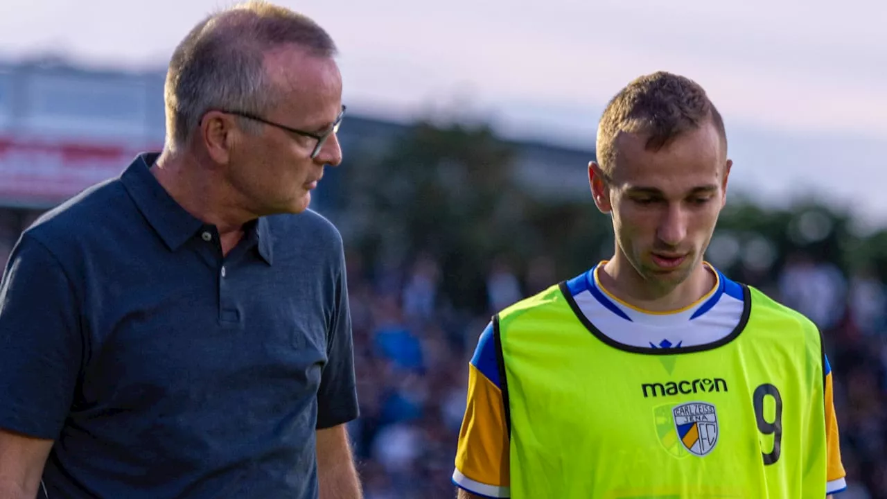 Nach Tor und Sieg: Dieser Fußball-Profi darf nicht mit den Fans feiern