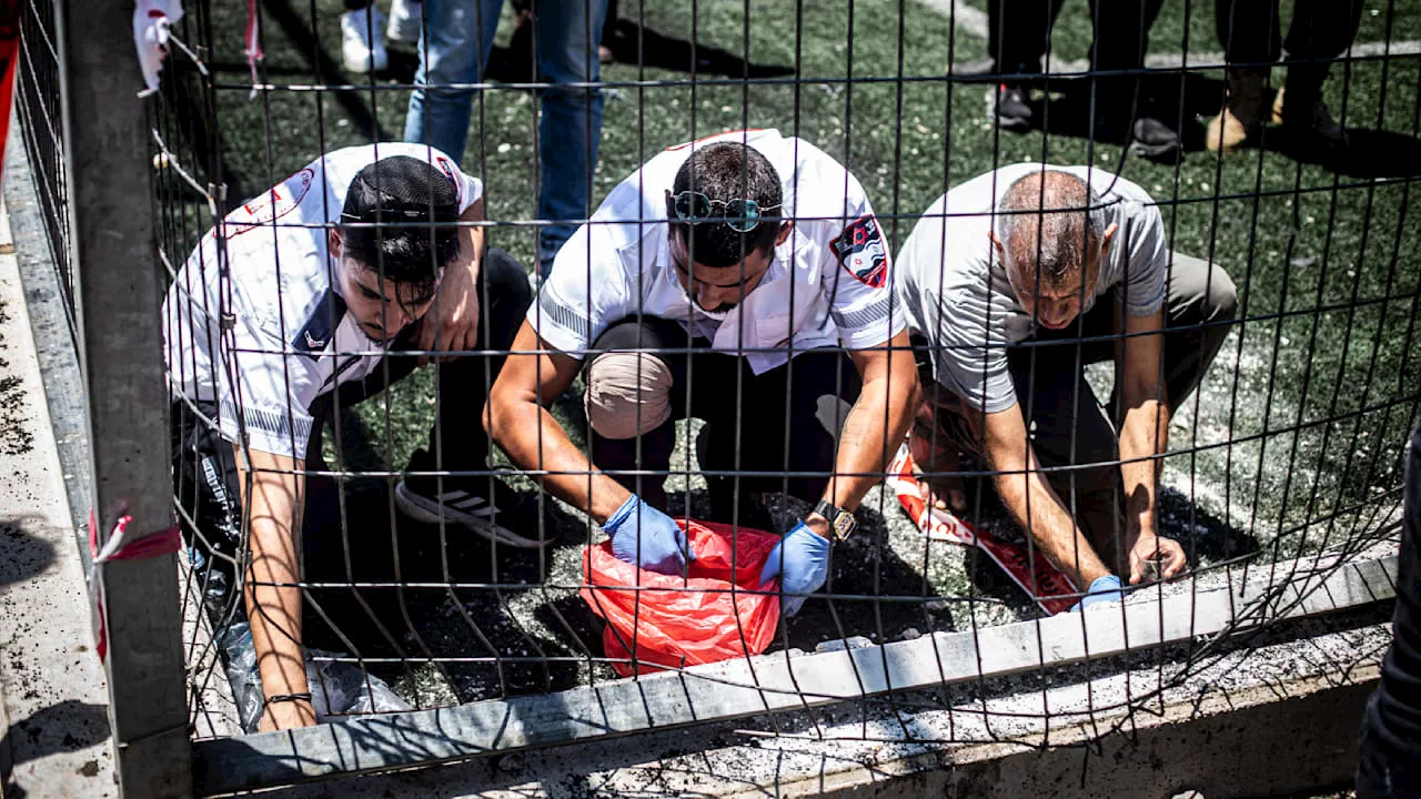 Hisbollah-Terror gegen Israel: Sanitäter sammeln Leichenteile der Kinder auf