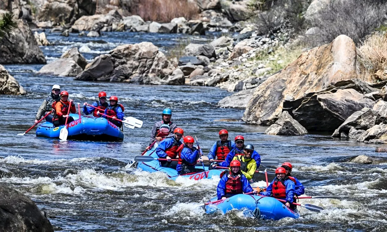 Adrenalina en los ríos: rafting se consolida como el deporte de aventura favorito