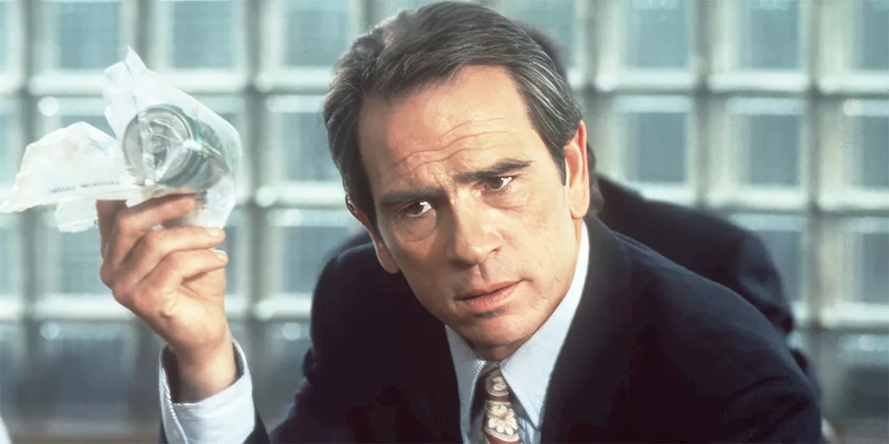 Tommy Lee Jones Is a Greedy Attorney in This Tense John Grisham Thriller