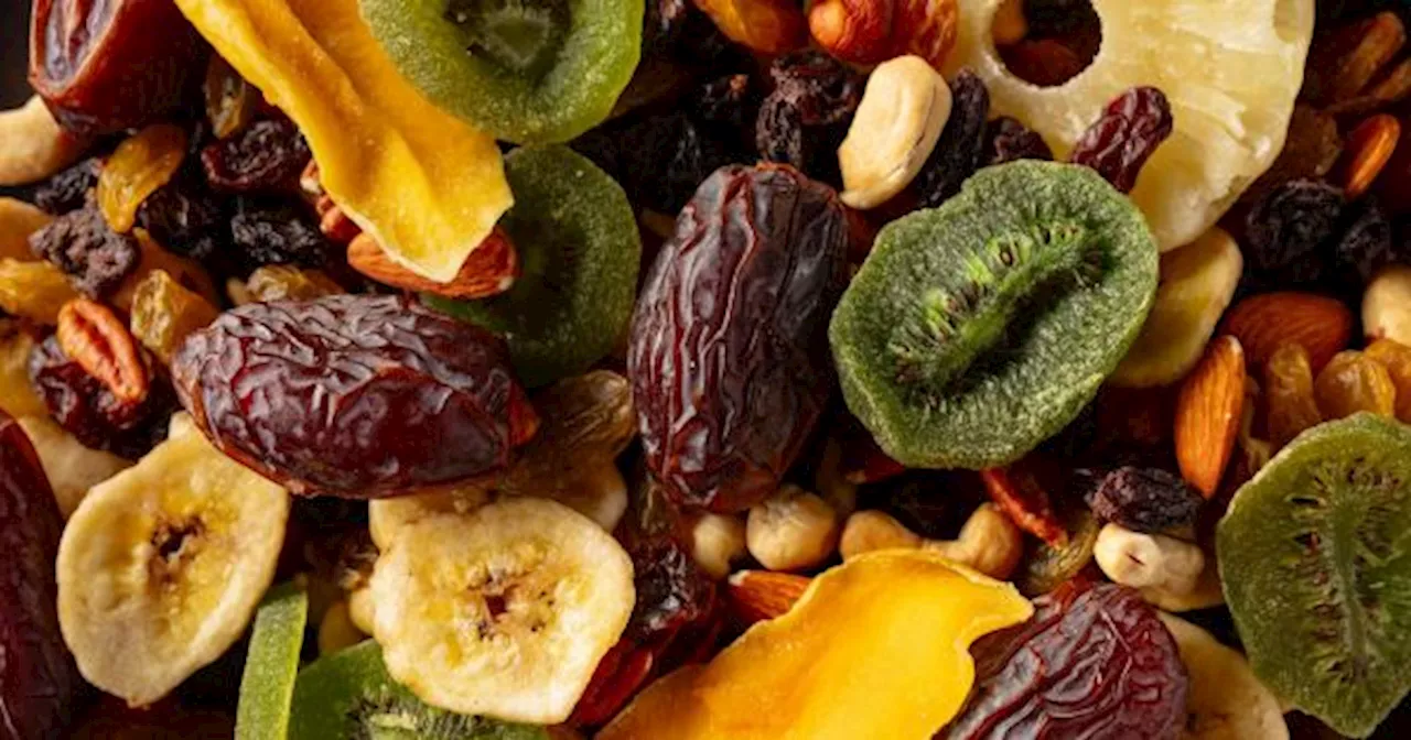 NI HIGOS NI NUECES: esta FRUTA puede ayudar a PREVENIR el ALZHEIMER y da mucha energía