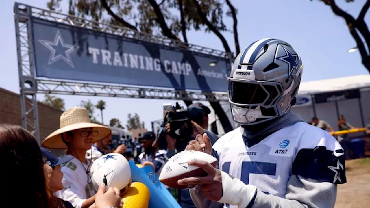 Cowboys' Zeke Elliott offers holdout advice to CeeDee Lamb