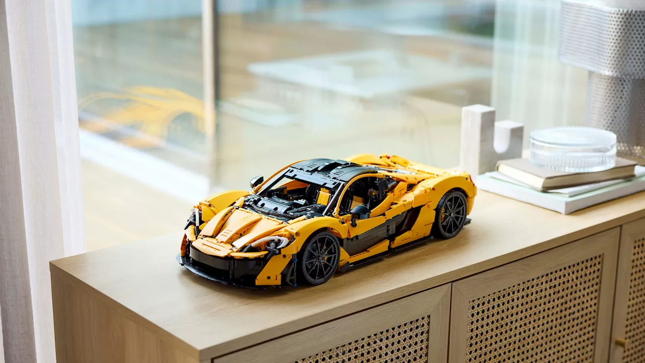  Der neue LEGO Technic McLaren P1 geht an den Start