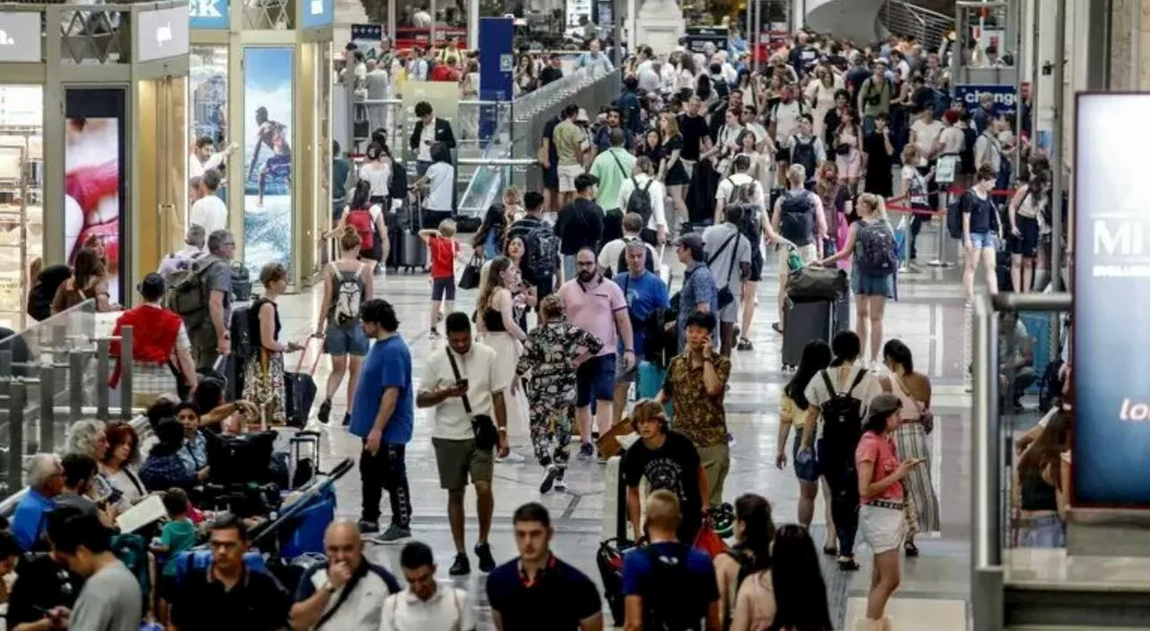 Fuga di gas a Pavia, bloccati i treni per Milano e Genova: ​ritardi fino a cento minuti e cancellazioni