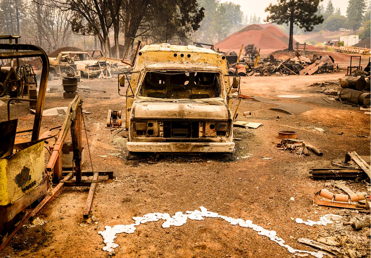 Wildfire in northern California doubles in size over 24 hours