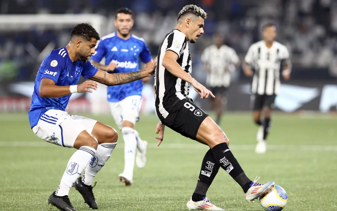 Botafogo perde para o Cruzeiro e pode deixar a liderança do Brasileirão